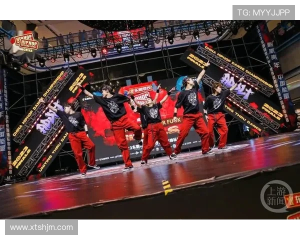 重庆街舞队在世界攀岩锦标赛中的默契配合与精彩表现分析