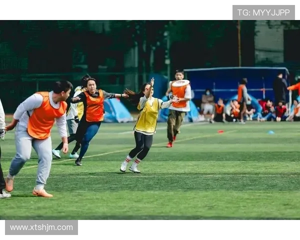 重庆飞盘队与上海飞盘队赛后复盘分析比赛节奏与战术对抗