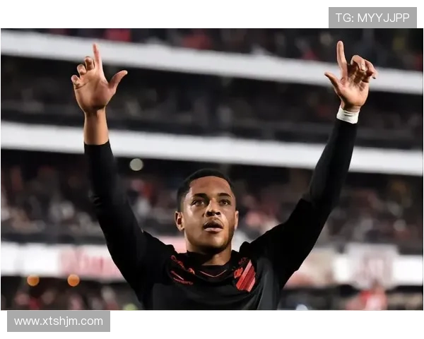 马尔基尼奥斯：从新星崛起到足坛巨星的传奇之路